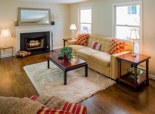 27 Arnold Ter, Marblehead, MA 01945