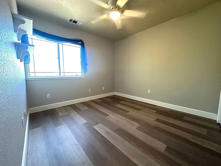 2601 Roberts Rd — Photo 11