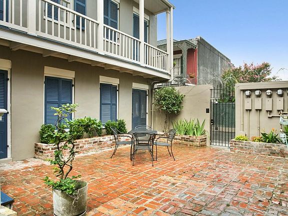 5th image of 940 Orleans St #5