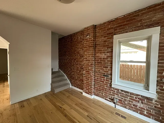 237 E 3rd Ave — Photo 12
