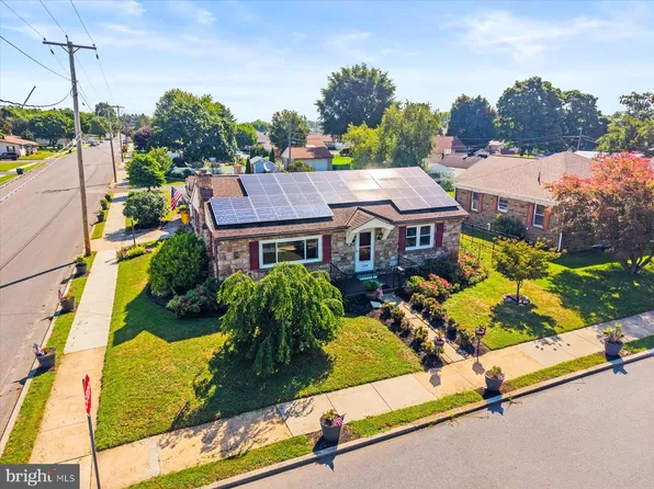 158 N Green St, Palmyra, PA 17078