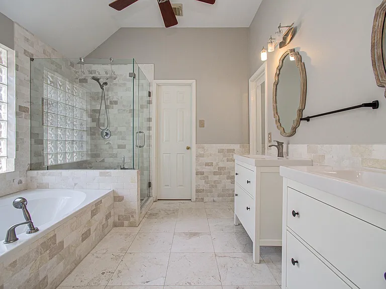 22539 Bristolwood Ct — Photo 23