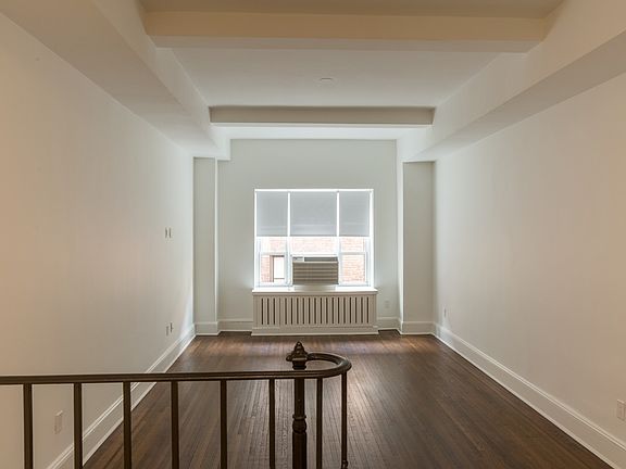 3rd image of 1080 Amsterdam Ave APT 301