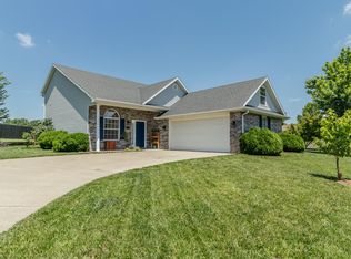 5711 Candlewood Dr, Columbia, MO 65202
