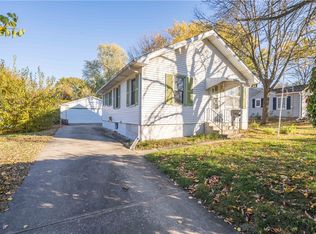 3903 39th St, Des Moines, IA 50310