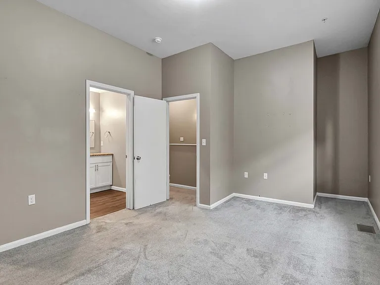 Columbus Lofts — Photo 17