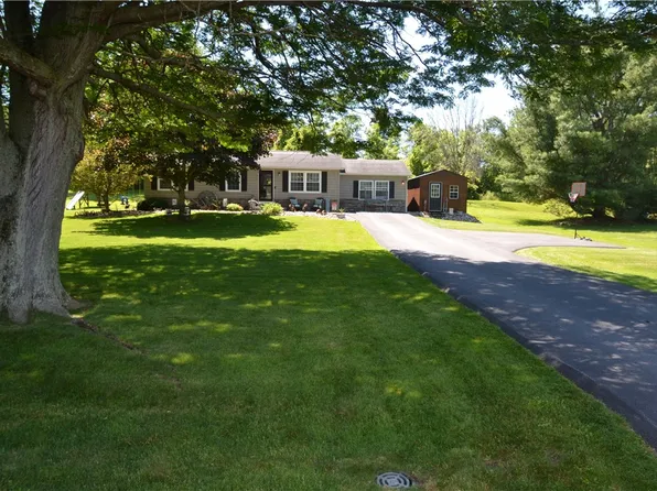 3009 Hance Rd, Macedon, NY 14502