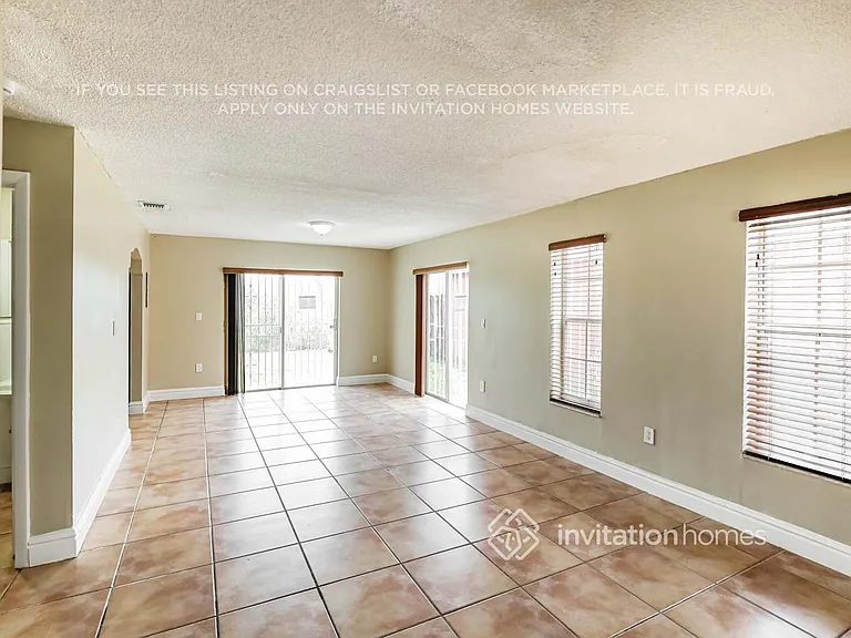 14002 SW 161st Ter — Photo 4