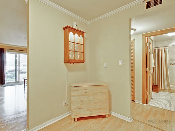 5th image of 650 Murray Ln Unit 116