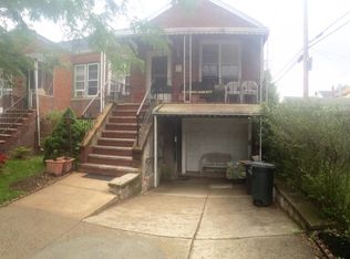 25414 87th Rd, Bellerose, NY 11426