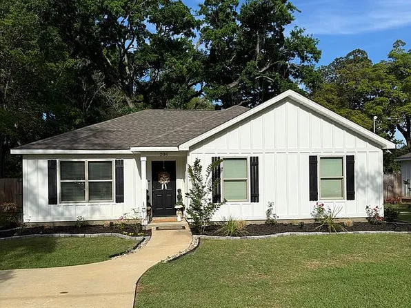 206 Day Ave N, Bay Minette, AL 36507