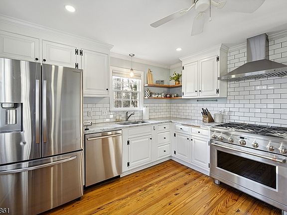 5th image of 335 South St