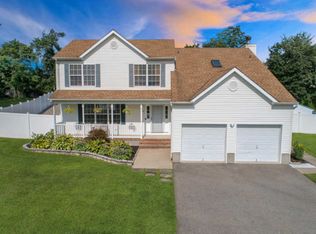 1675 Copperfield Ln, Toms River, NJ 08755