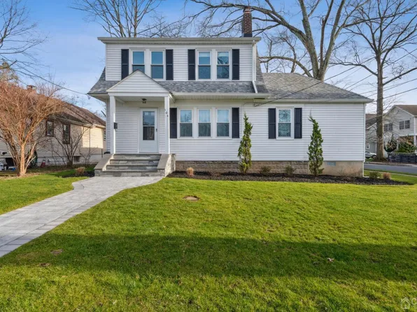 104 Midland Ave, Metuchen, NJ 08840