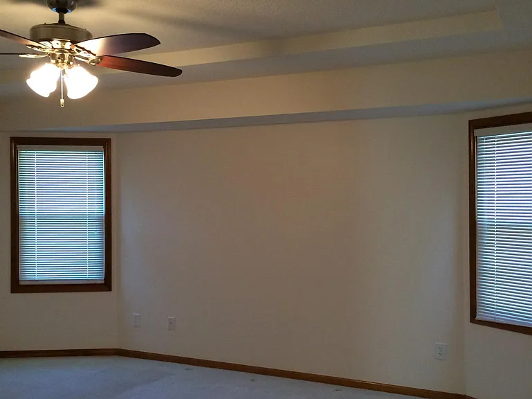 1200 NE Franklin Dr — Photo 17