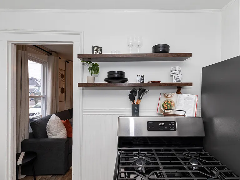 108 Pharis St #1 — Photo 6