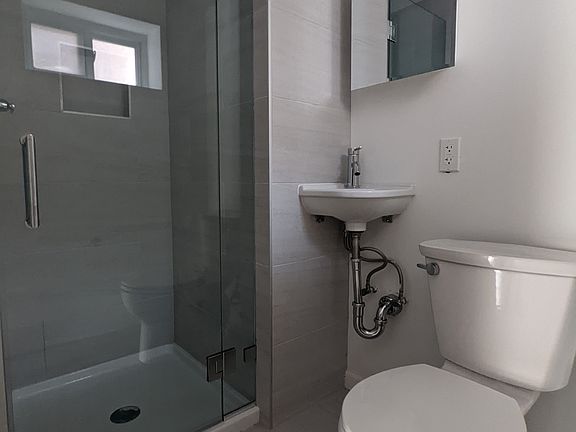 848-n-22nd-st-3f-2