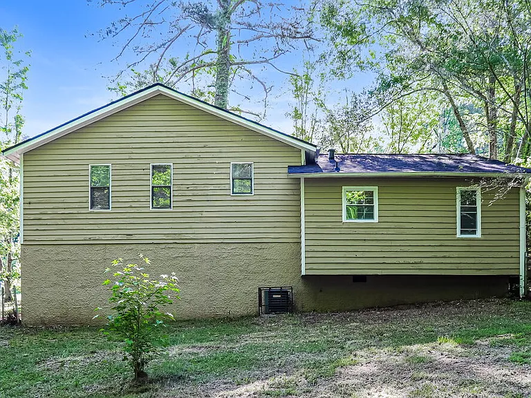 3237 Carmel Dr — Photo 17