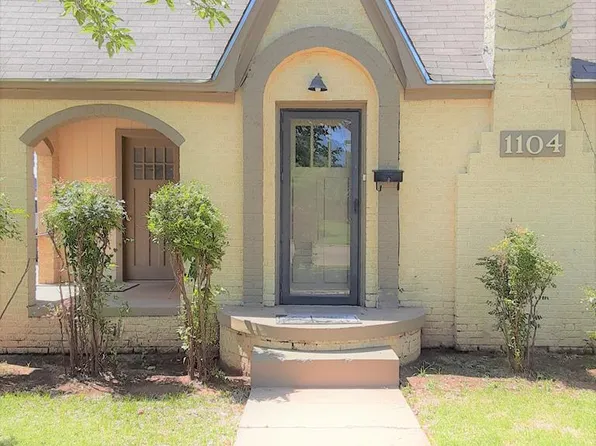 1104 E 12th St, Sweetwater, TX 79556