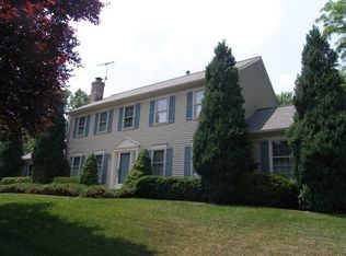 18 Serpentine Ct, Silver Spring, MD 20904