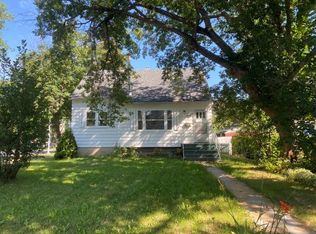 10536 67th Ave NW, Edmonton, AB T6H1Z5