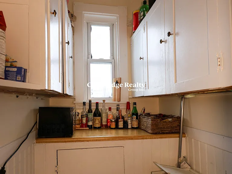 38 Jefferson St #3T — Photo 4