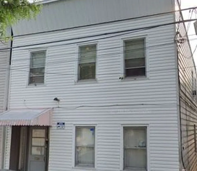 44 Congress St (Cohoes)