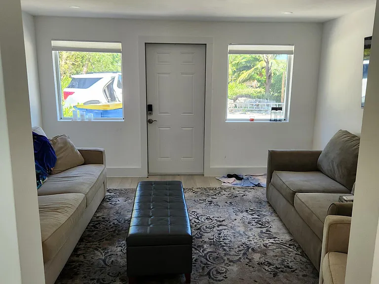 100 N Ocean Ln — Photo 16