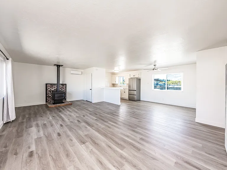 3650 Barstow Ave — Photo 5