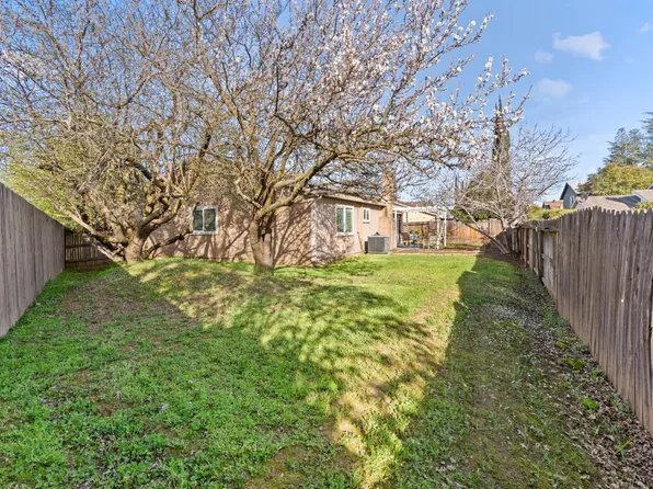 10024 Biscanewoods Way, Sacramento, CA 95827