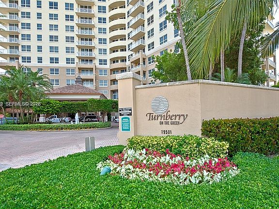 3rd image of 19501 W Country Club Dr APT 2513