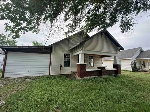 408 N Leach Ave, Watonga, OK 73772