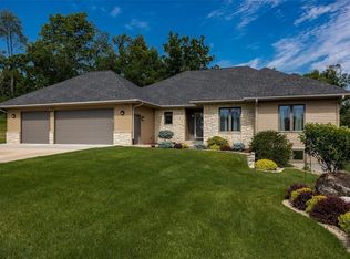 4705 Savannah Ct SE, Cedar Rapids, IA 52403