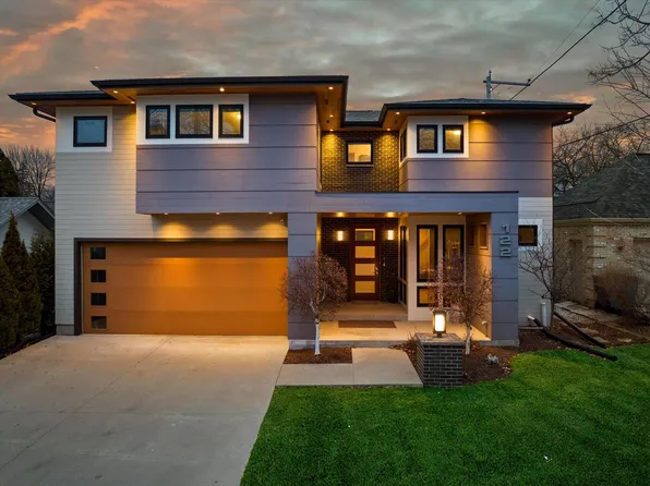 122 West Devon STREET, Whitefish Bay, WI 53217