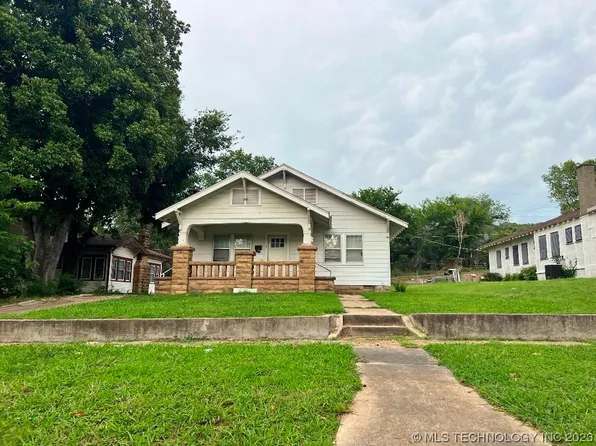604 W Cummings St, Henryetta, OK 74437