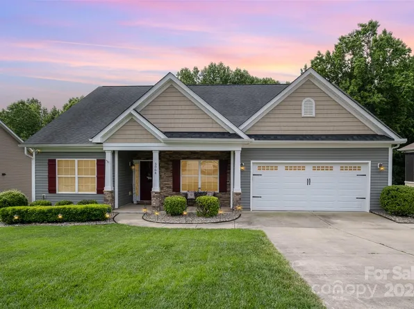 5064 Abbington Way, Belmont, NC 28012