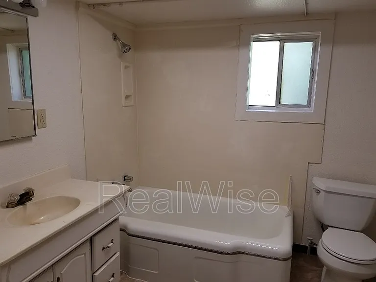 1483 Fruitdale Dr — Photo 6