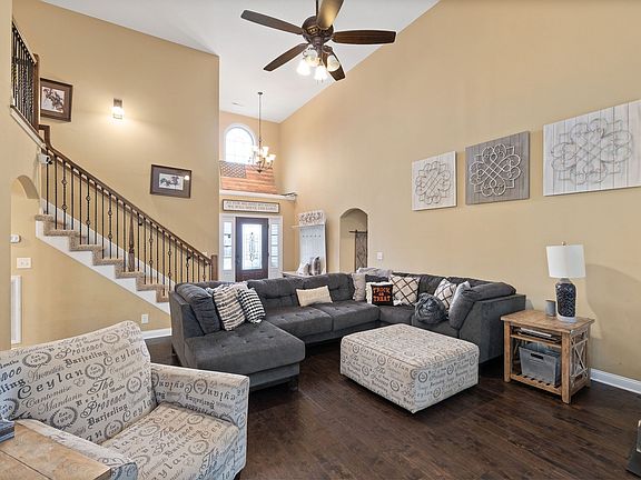 5th image of 1516 Eads Ct