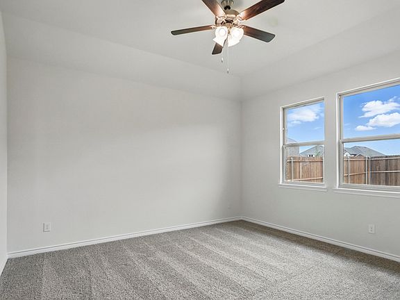 4th image of 4303 Brenton Ln