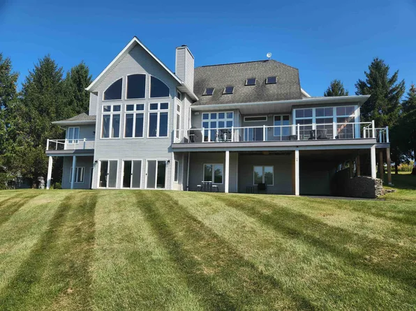 25-76 Lake Carroll Blvd, Lanark, IL 61046