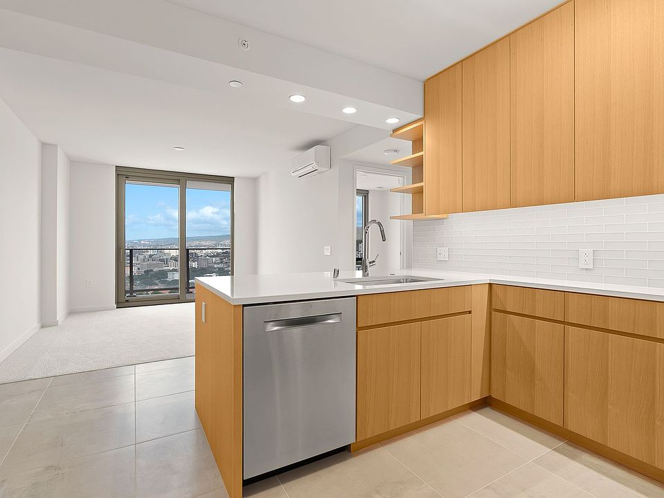 1st image of 1388 Kapiolani Blvd #3804