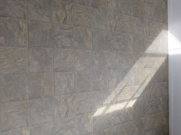 5th image of 218 High St APT 3