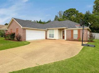 556 Oak Ridge Way, Pearl, MS 39208