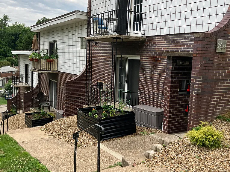 2635 Center St — Photo 12