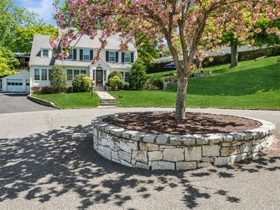97 Summit Avenue, Bronxville, NY, 10708