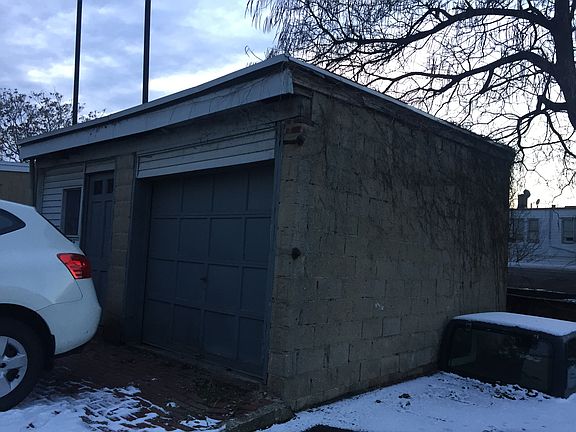 4th image of 704-706 N 7th St