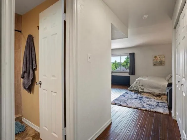 1260 N York St APT 510, Denver, CO 80206