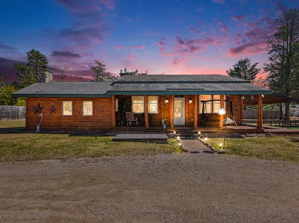 619 Eola Rd, Harrison, MI 48625