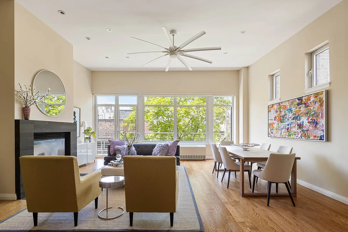 9 College Pl Unit PH5A  