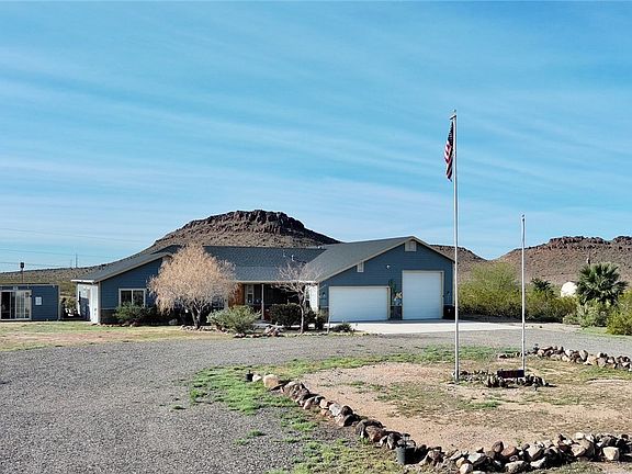 3rd image of 3410 W Rancho Rd